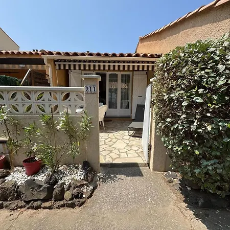 Apartament La Bergerie 4 Personnes Avec Piscines *
